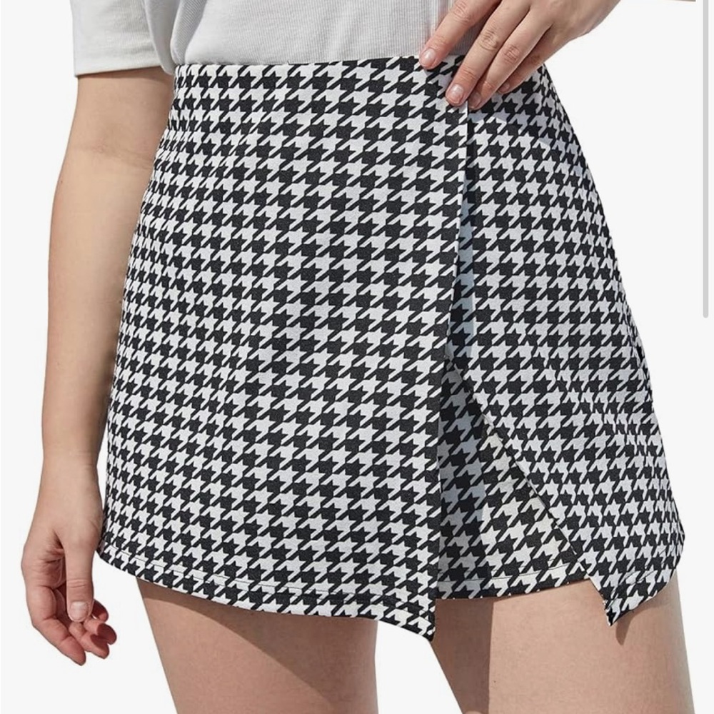 Women’s Houndstooth High Waist Front Wrap Skort